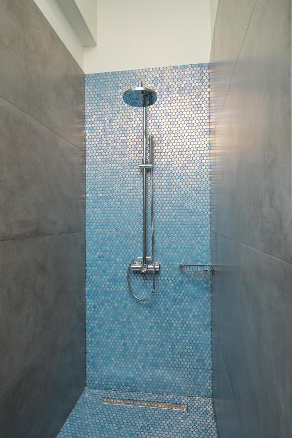Villa Shades Of Blue Trapezaki  Eksteriør billede