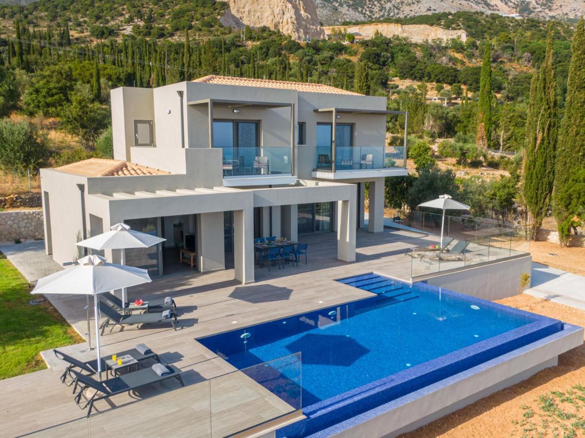 Villa Shades Of Blue Trapezaki  Eksteriør billede