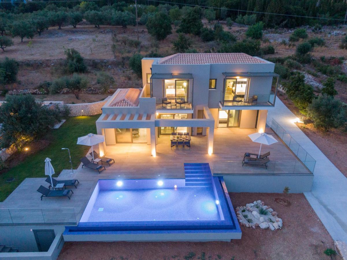 Villa Shades Of Blue Trapezaki  Eksteriør billede